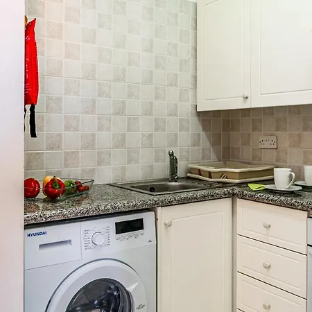 Iris Village 201 By Ezoria Appartement *